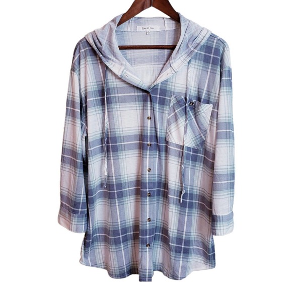 Eden & Olivia Tops - Eden & Olivia Womens XLarge Plaid Flannel Roll Sleeve Lightweight Button Up